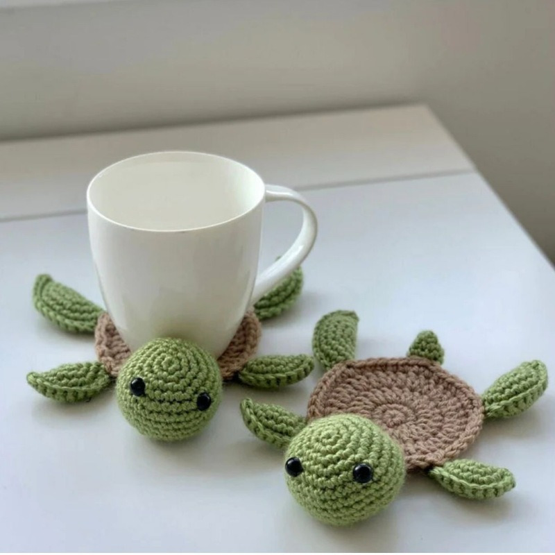 

1pc, Fabric Coaster, Pure Handmade Crochet Cute Little Turtle Table Mat, Lamb Tea Cup Mat, Heat Insulation Table Protection Supplies, Room Decor