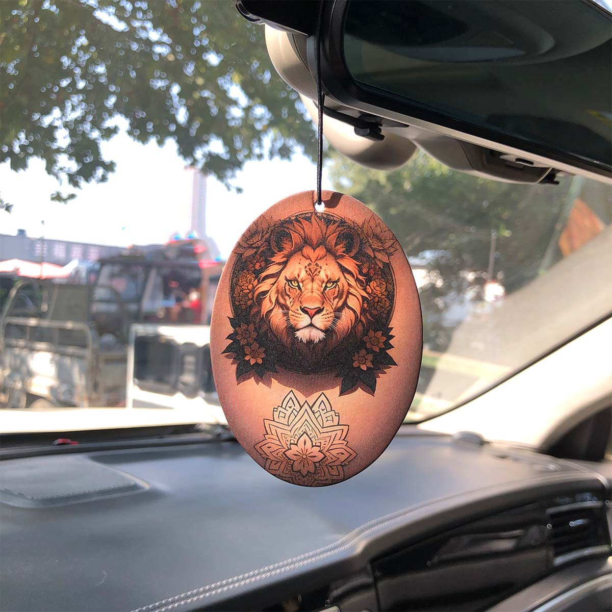Lion Printed Oval Car Aromatherapy Tablet Car Rearview - Temu