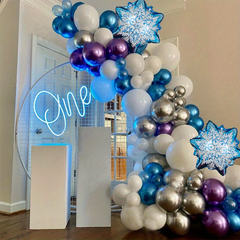 Acquista 140 pz Frozen Christmas Theme Party Fiocco di neve Blu Viola  Palloncini Primo 5 ° Compleanno Ragazza Snow Queen Decorazione del partito  Globos