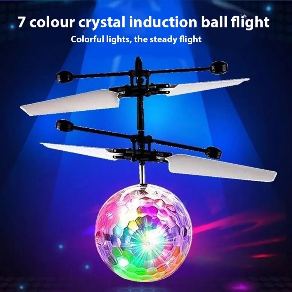 Balle volante hélicoptère à éclairage LED multicolore