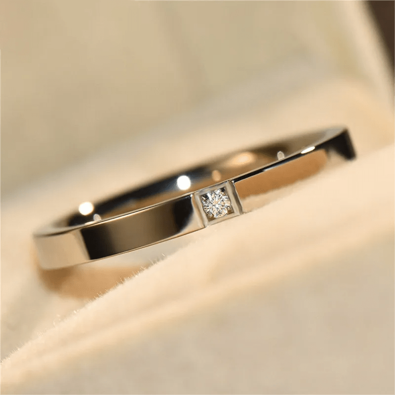 

1pc Fashion Minimalist Titanium Steel Ring Inlaid With Zircon