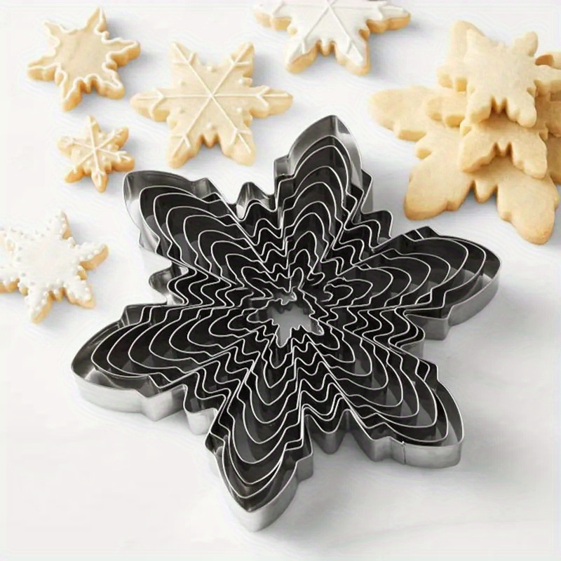 Snowflake Cookie Cutters, Metal Pastry Cutter Set, Biscuit Molds, Baking  Tools, Kitchen Accessories, Christmas Decor - Temu