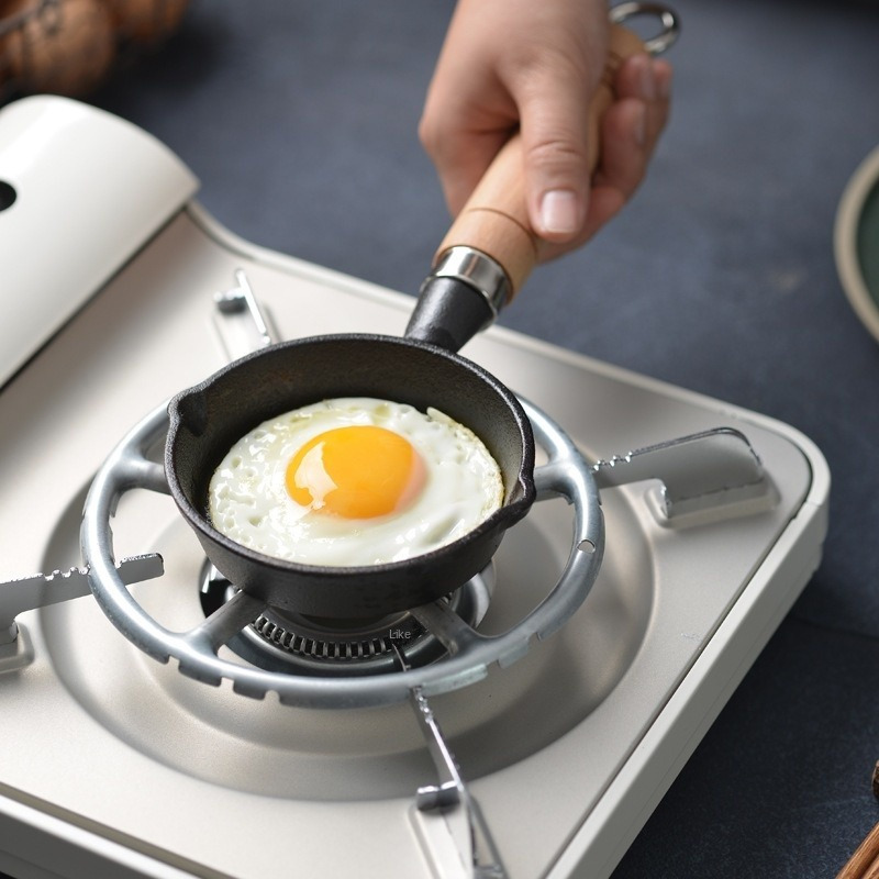 Kitchen household mini pan small hot oil pan soy oil pouring oil juice  small iron pan pouring oil small pan fried egg pan