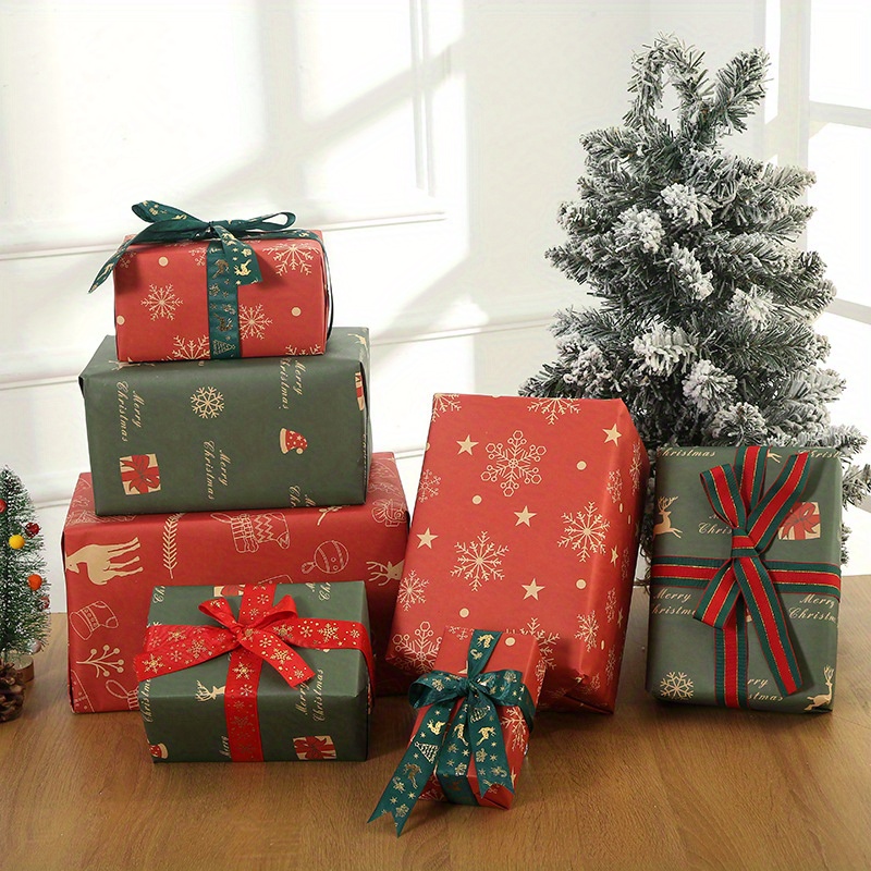 Scatola regalo ad albero di Natale