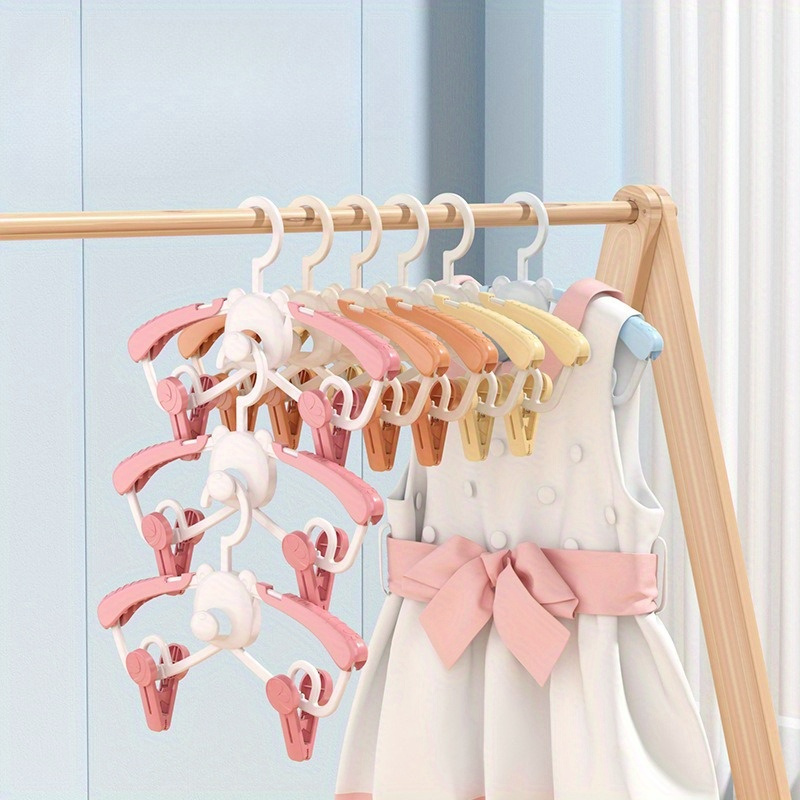 Perchas para ropa de bebé: organiza y protege la ropa de tu pequeño