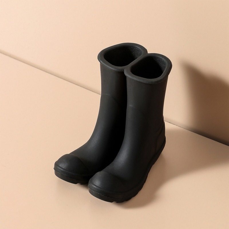 rain boot holder
