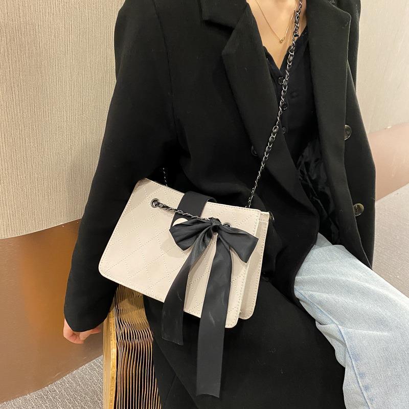 Bow Decor Square Handbag Fashion Flap Bag With Chain Strap Womens Crossboy  Bag For Work - Bags & Luggage - Temu Belgium