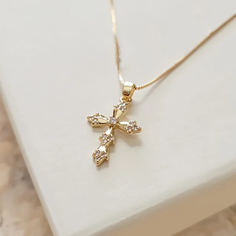 

Creative Golden Cross Necklace, Classic Cross Pendant Jewelry, Men And Women Cross Necklace, Great Christmas Halloween Thanksgiving Day Gift, New Year's Gift, Valentine's Day Gift
