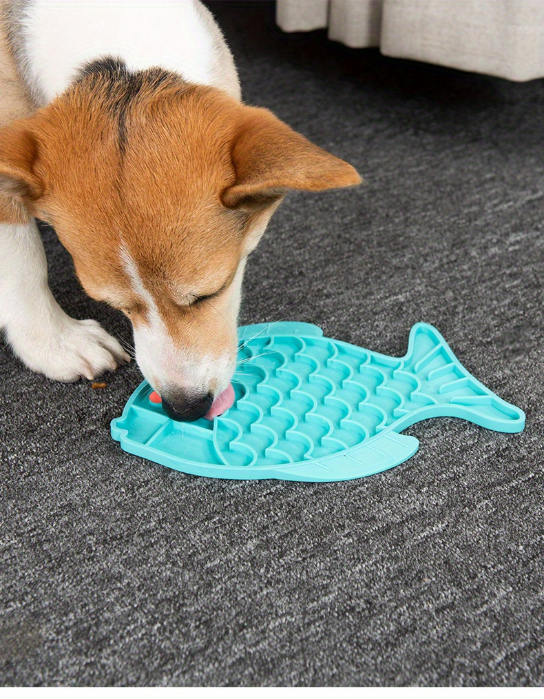 Pet Cat/dog Slow Feeder Mat With Suction Cups And Random Color For Feeding  Food, Silicone Material