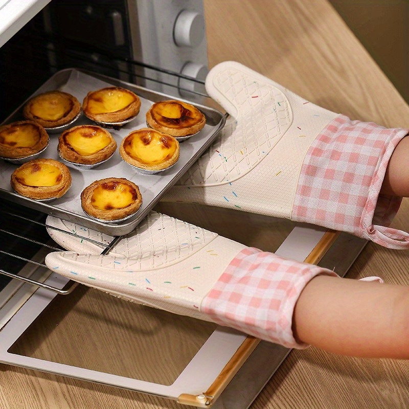 Cartoon Oven Mitts, Food Grade High Temperature Resistant Silicone