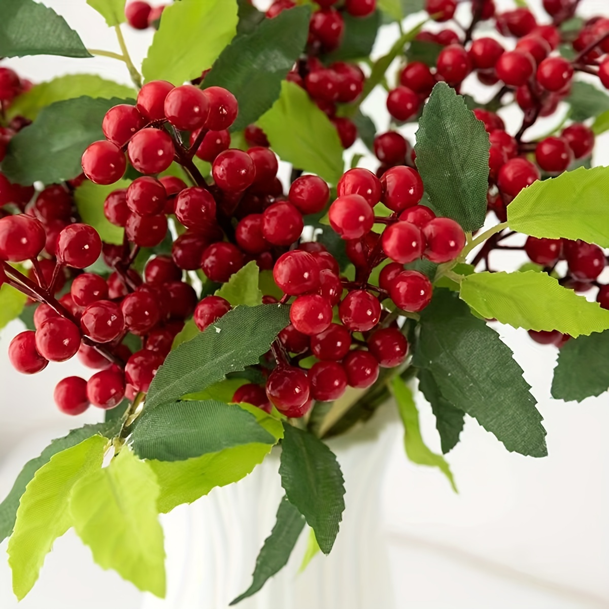 2pcs Christmas Berry Stems Artificial Holly Berries Branches Decoration  (Red)