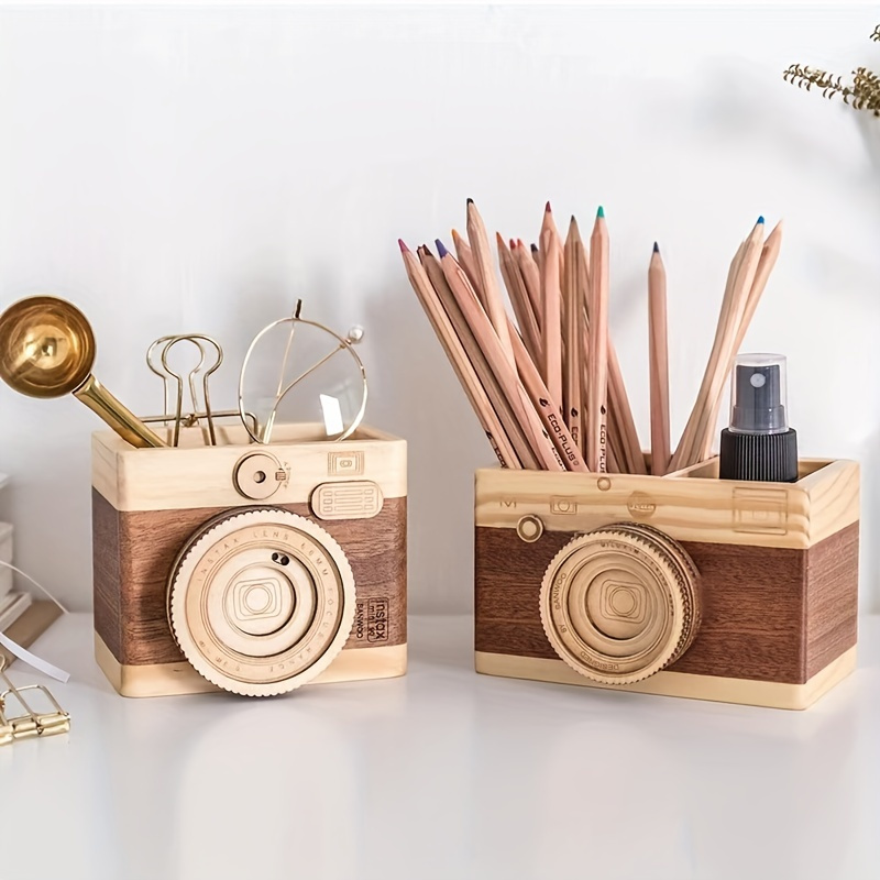 

1pc Wooden Creative Pen Holder, Retro Camera Learning Stationery Pencil Holder, Office And Home Small Item Storage Decoration Bucket Desk Storage Organization
