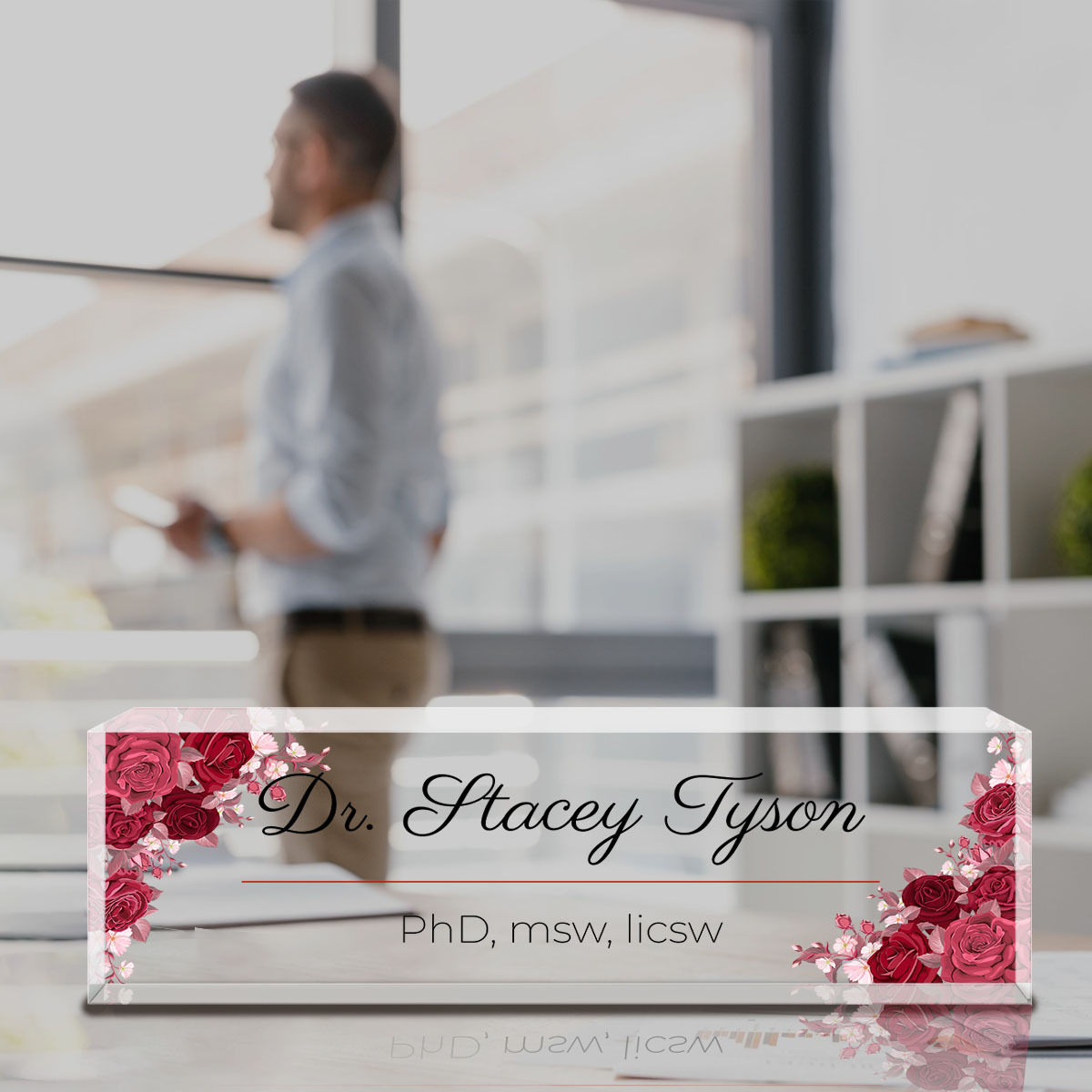 Desk Name Plate Personalized, Custom Name Plate for Desk, Office Desk Decor  for Women Men, Acrylic Desk Accessories, Office Gifts for Coworkers Boss