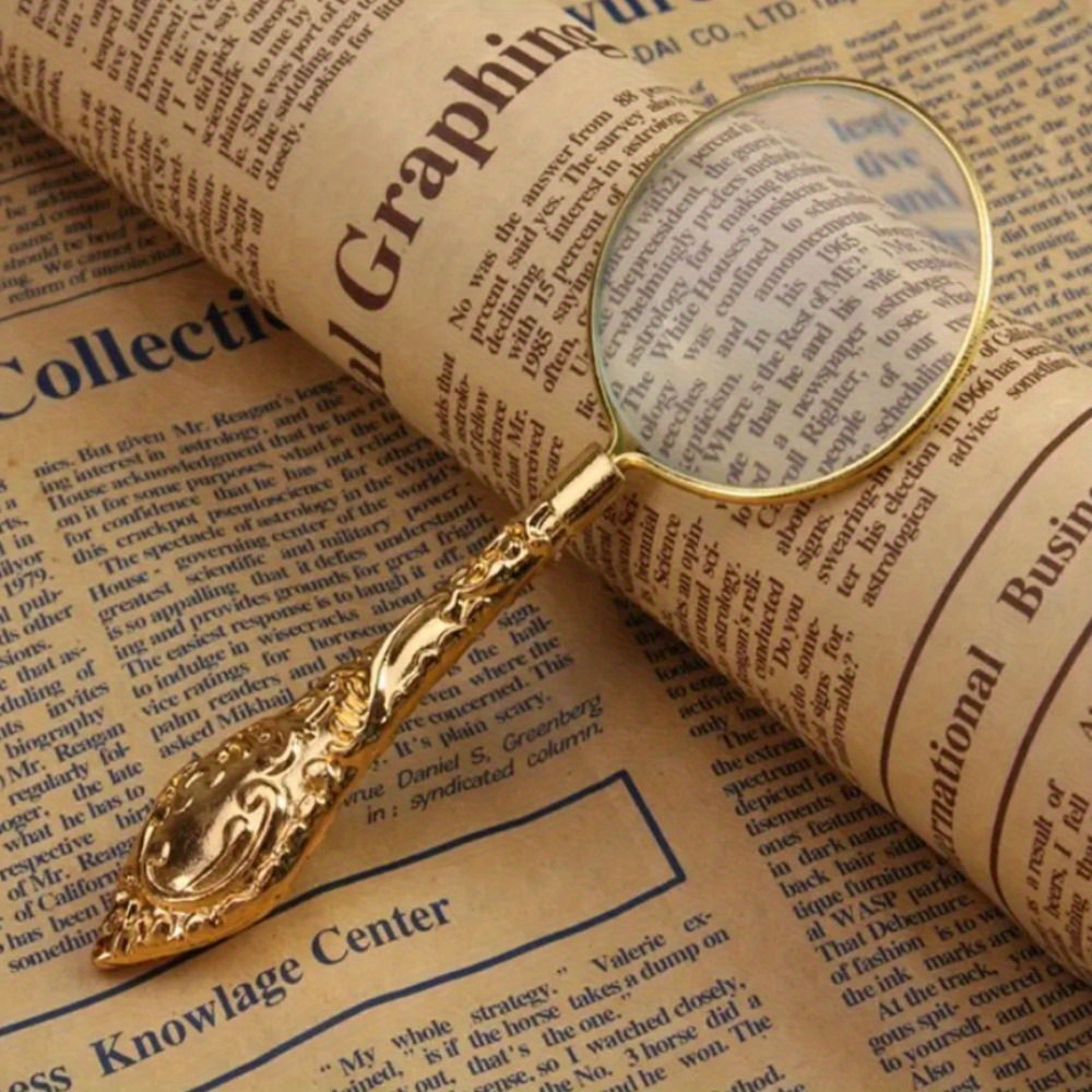 

1pc Metal Handheld Magnifier Pocket Tool Retro High-grade 5x Carved Magnifier Delicate Pattern Portable Magnifying Glass Reading Book