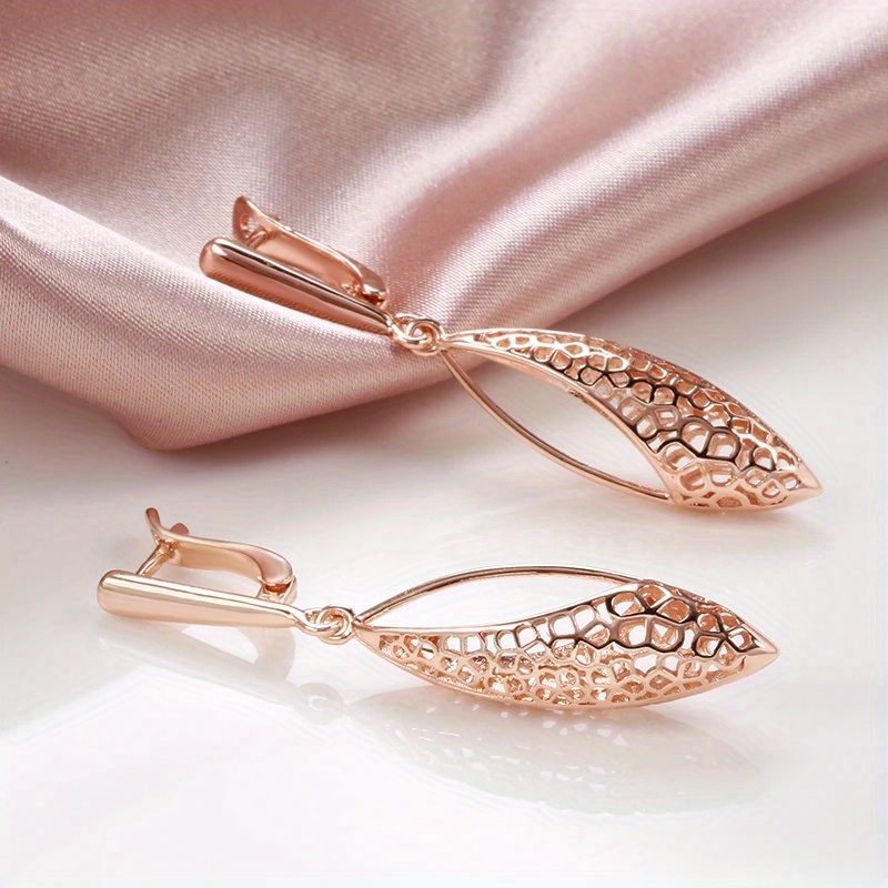 TEMU 1 Pair Vintage Golden-colored Drop Earrings For Women Luxury Geometric Hollow Wedding Party Fashion Jewelry
