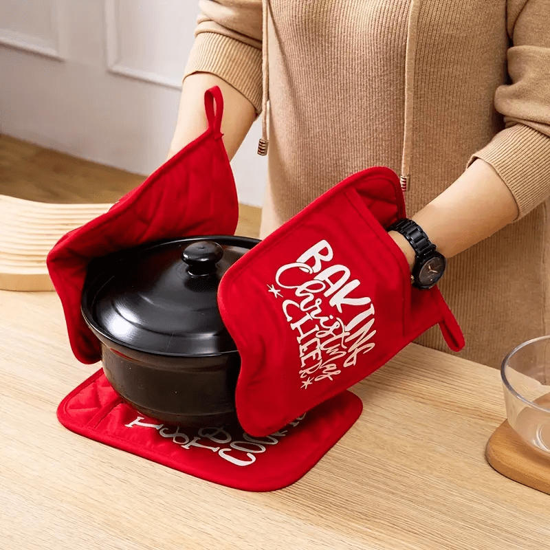Cute Pink Santa Claus Oven Mitts and Pot Holders Set Merry Christmas  Kitchen Oven Gloves Hot Pads Heat Resistant Handling Cooking Cookware  Bakeware