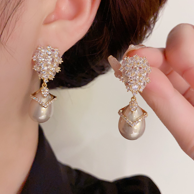 

Champagne Color Imitation , French Shiny Rhinestone Inlaid Alloy Ear Jewelry, Vintage Elegant Style Drop Earrings For Women Party