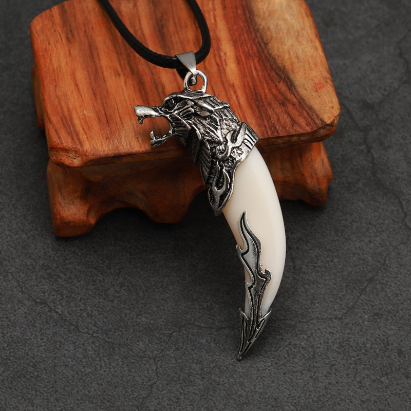 TEMU 1pc Men's Wolf Tooth Necklace, Cool Pendant Stainless Steel Chain Jewelry, Father's Day Gift