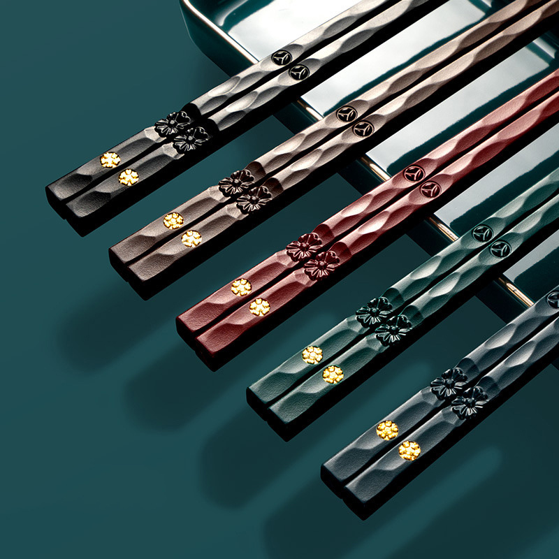 Image of 5 Pairs Of Japanese And Chinese Chopsticks Sushi Sticks Reusable Korean Chopsticks Set Healthy Tableware
