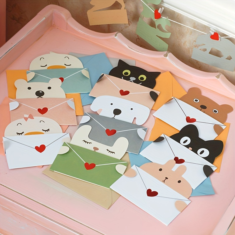 

9pcs Cute Cartoon Gift Card Folded Envelope Greeting Card Holiday Wishes, Postcards Of Cute Animals Thank Card Birthday Party Invitation Greeting Holiday Universal Card
