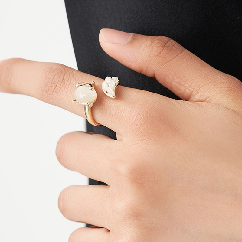 טבעי חיות לנשים בגוון זהוב מתכונים עם תכשיטים טבעת אלגנטית הניתנת לערום ללבישה יומיומית או לאירועים מיוחדים