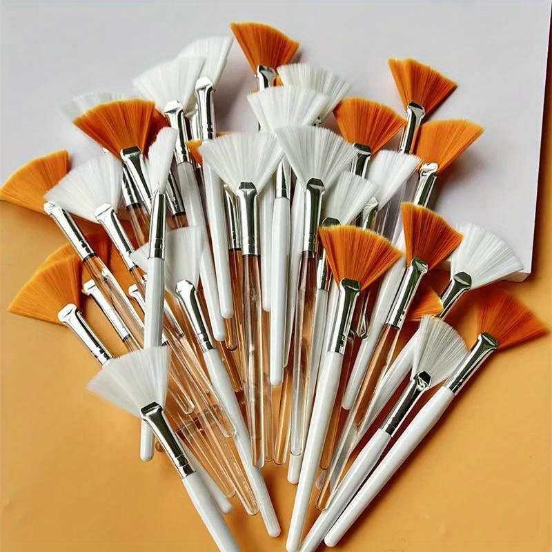 

10/20/50pcs Fan Shape Foundation Makeup Brushes Multifunctional Facial Mask Brush Essential Oil Women Beauty Makeup Tools Brush