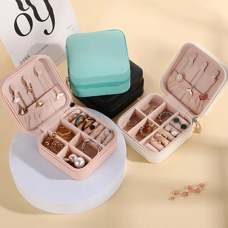 Chenille stitch necklace — Megan's Jewelry Box
