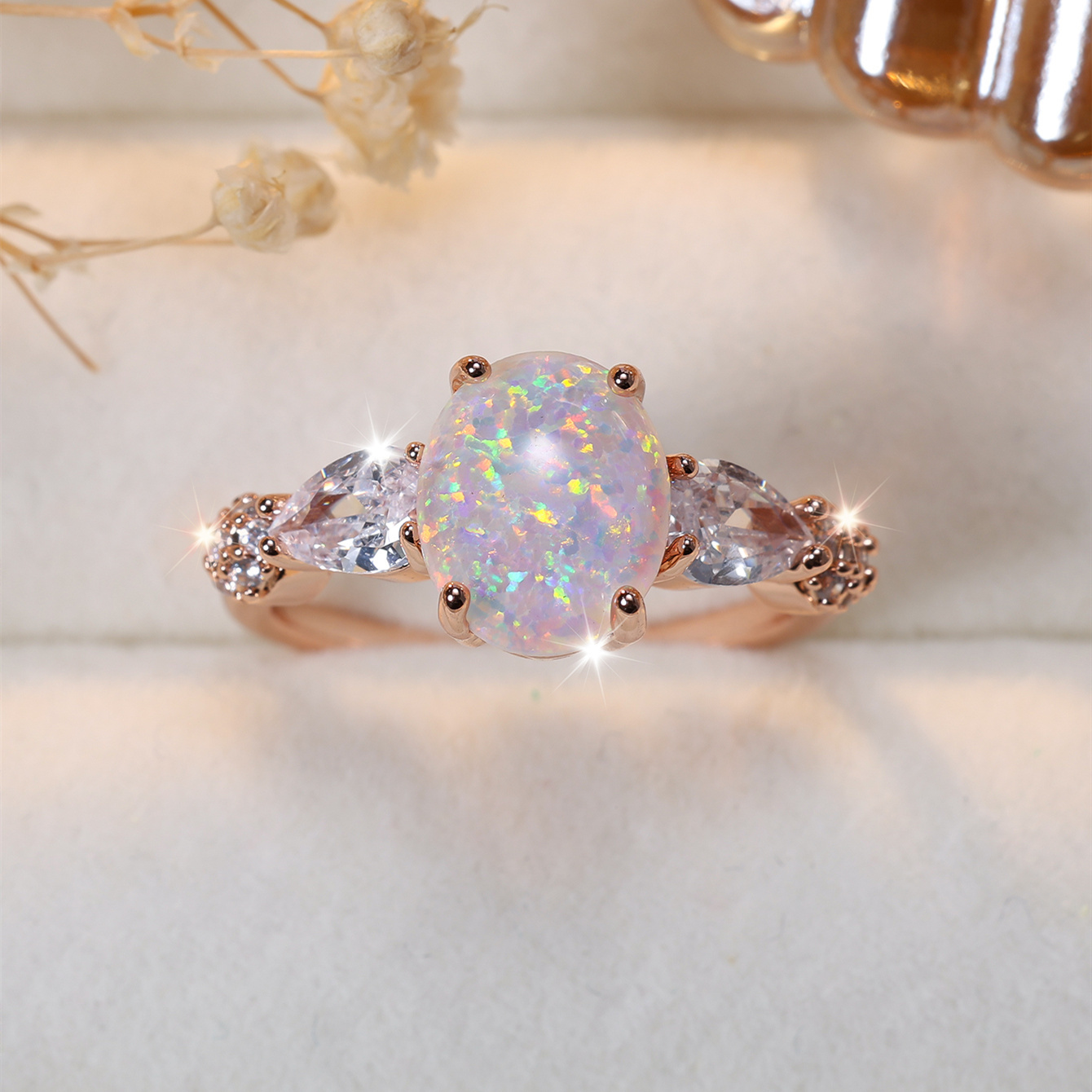 

Luxury Shiny Round White Opal Women's Engagement Ring For Wife Girlfriend Romantic Valentine's Day Gift