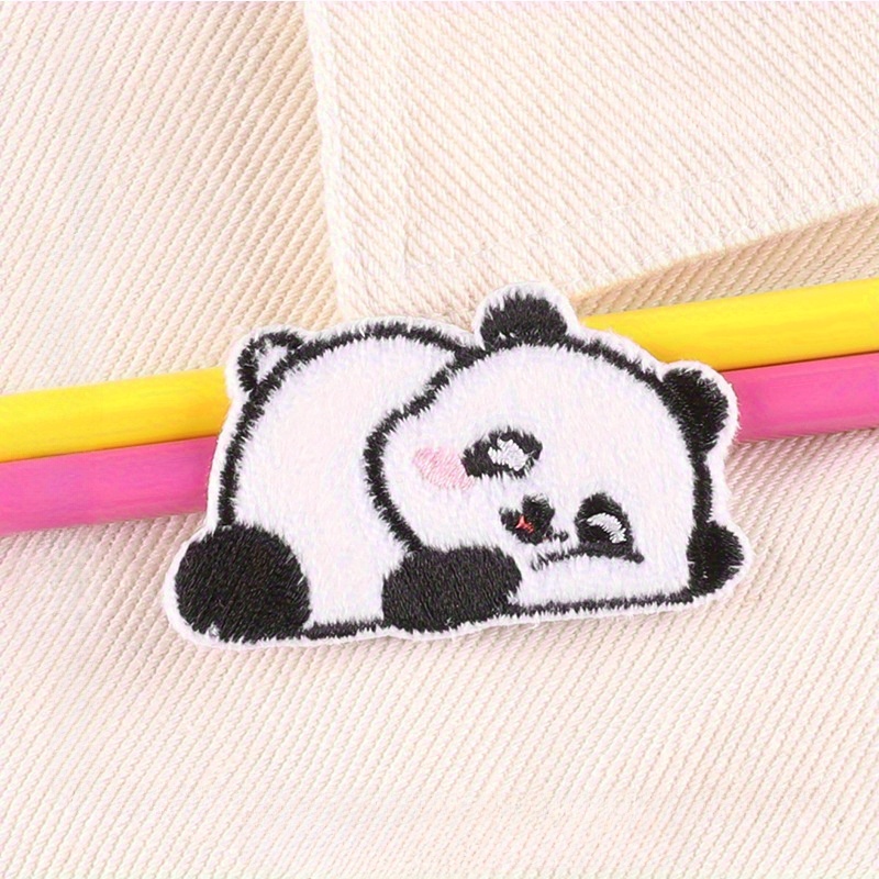 2pcs Small Animal Embroidered Applique Badge Giant Panda Embroidery Patches  DIY Back Glue Patch Iron On Patches For Jackets, Sew On Patches For Clothi