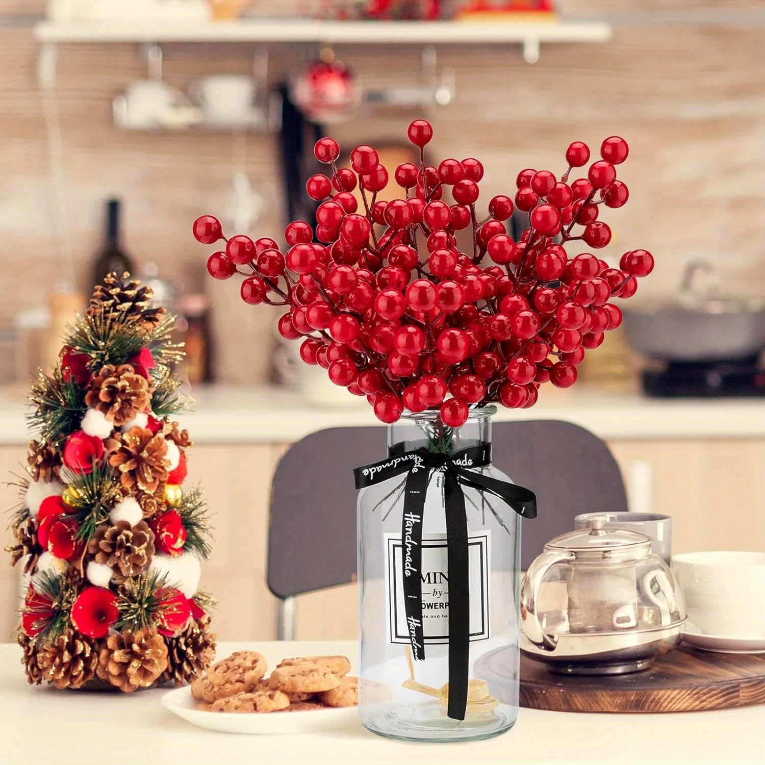 2pcs Christmas Berry Stems Artificial Holly Berries Branches Decoration  (Red)