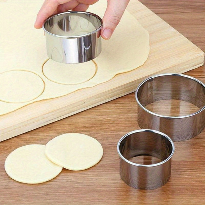 Large Round Cookie Cutter 5, Biscuit Cutter, Circle Cookie Cutter for  Baking, Small Cake Cutter, Dough Cutter, Coated with Soft PVC for Protection