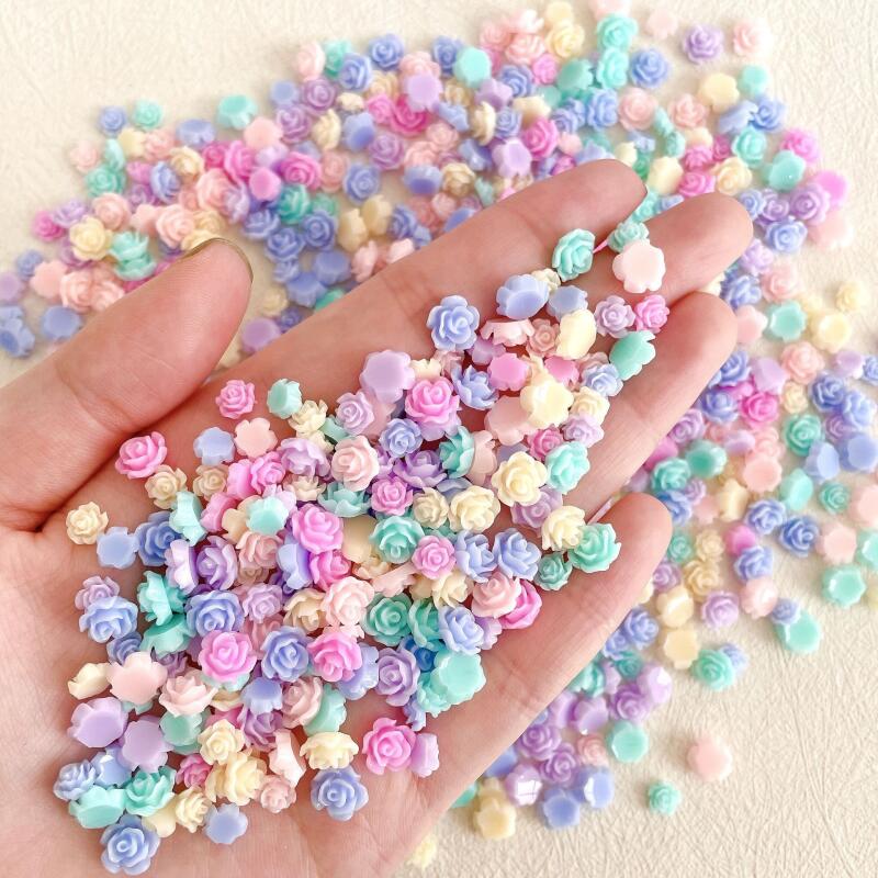 

100pcs Décorations de Fleurs en Résine Pastel - Accessoires de Bricolage pour Coques de Téléphone, Bijoux et Scrapbooking - , Matériau , Couleurs Assorties, Articles Décoratifs pour