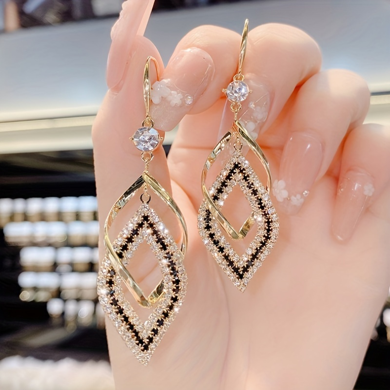 

Elegant Drop Earrings Sparkling Leaf Design Paved Shining Gemstone Symbol Of Beauty And Nobility Match Daily Outfits Party Accessories