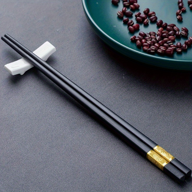

10pcs Black Chinese Chopsticks: Anti-slip, Heat Resistant, Classic Design For Hotel & Restaurant Use Eid Al-adha Mubarak