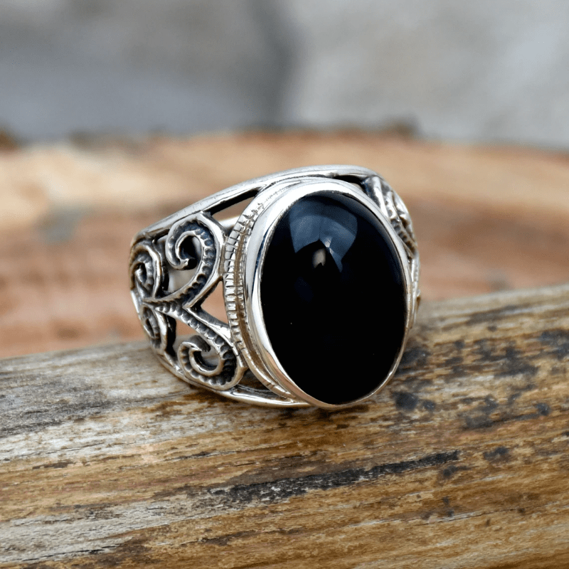 

Black Oval Moss Agate Ring Vintage Vine Hollow Out Silver Plated Rings Classic Jewelry For Women