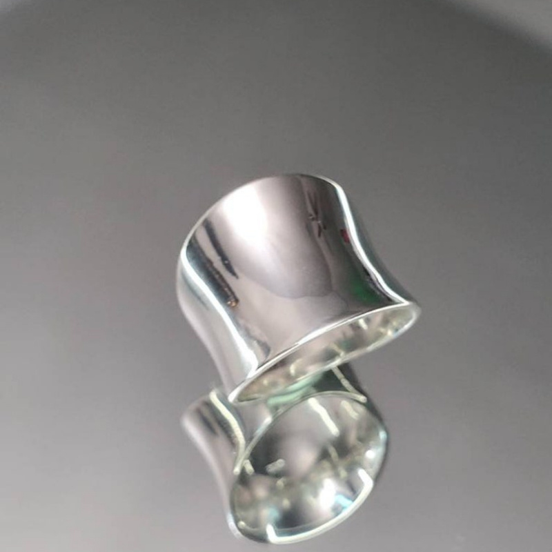 Silvery Plated Polish Ring for Women
