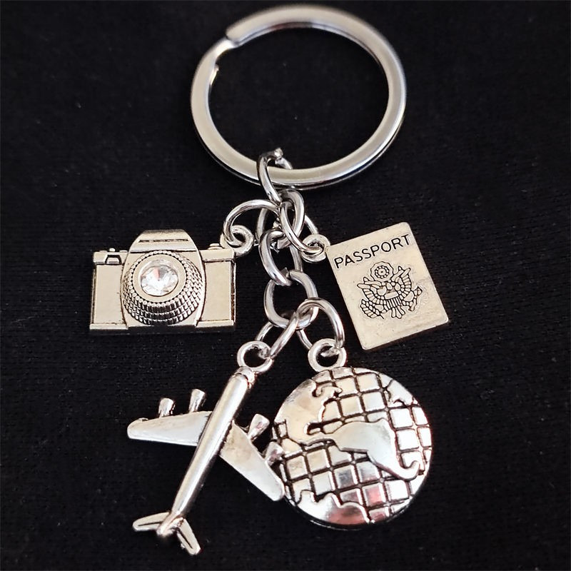 

1pc, Cute Travel Theme Silvery Metal Keychain, Plane & Globe & Camera & Book, For Bags Car Keys Decors, Gift