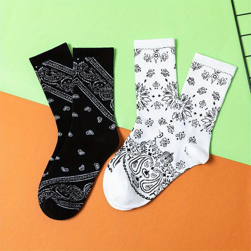 

2 Pairs Of Men's Trendy Paisley Pattern Crew Socks, Breathable Comfy Casual Unisex Socks For Men's Outdoor Wearing All Seasons Wearing