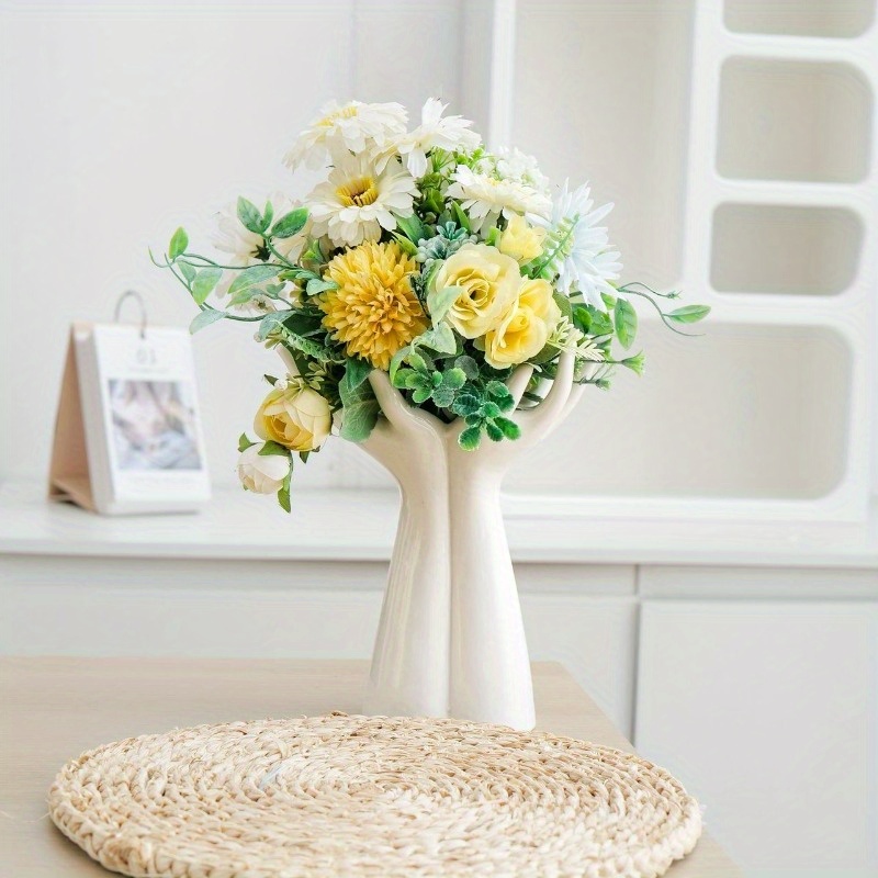 

1pc Ceramic Flower Vase, Ceramic Art Vase, Premium Sense Decoration Ceramic Vase Ornament, Iving Room Desktop Hydroponic Flower Plant Decor Vase