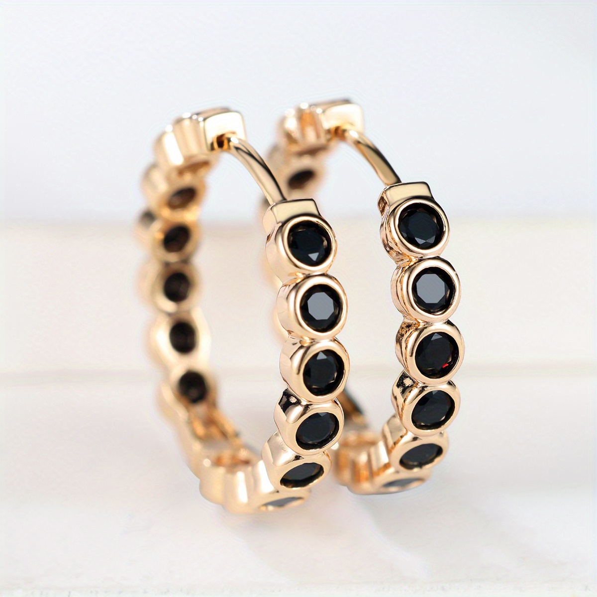 Image of Women' Plated Clip-on Hoop Earrings With Sparkling Synthetic Zirconia - Elegant Suitable For Parties, Weddings, Banquets | Instant Ear Gift For Valentine' Day, New Year, Spring Festival | Light Luxury