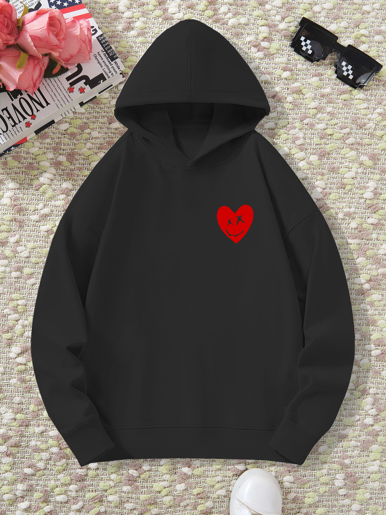 Toddler Graphic Letter and Heart Print Long-sleeve Hooded Pullover