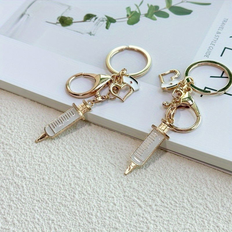 1個 注射器＆聴診器付きテーマキーホルダー かわいい医師・看護師用