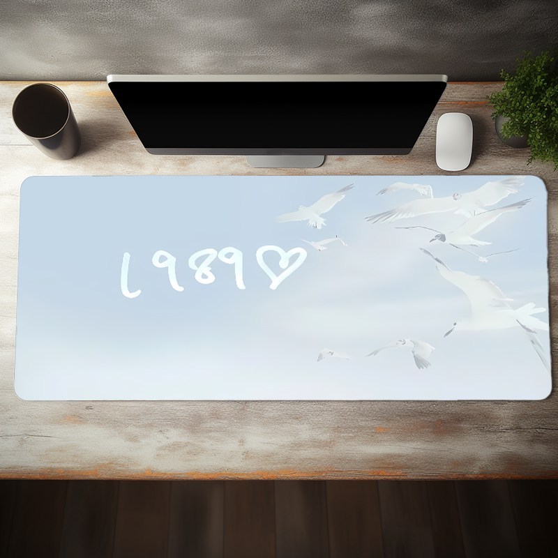 

1pc 1989 Large Gaming Mouse Pad Blue Desk Mat With Non-slip Rubber Base Stitched Edge, Mouse Pad 31.5*15.7in For Desk, Game, Office, Home Gift For Fans