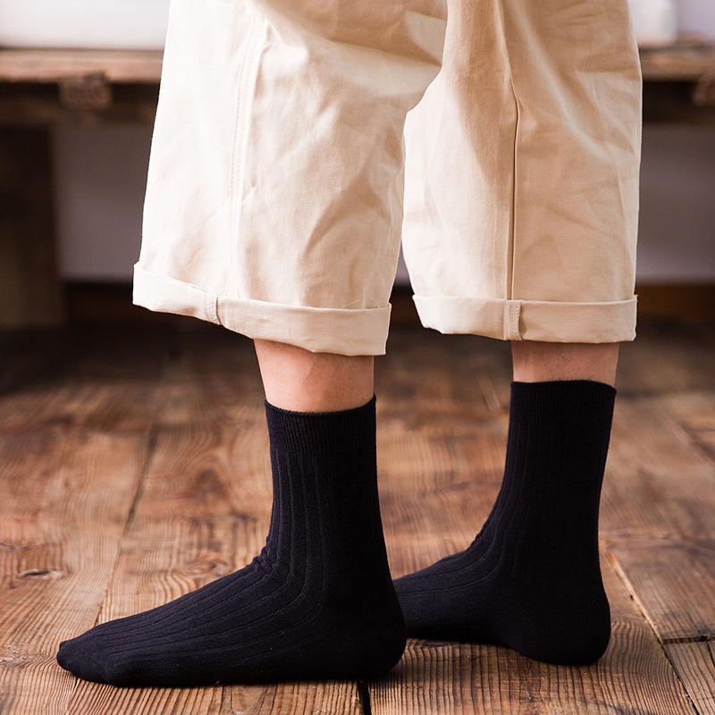 Men's Solid Crew Socks Breathable Comfy Casual Unisex Socks