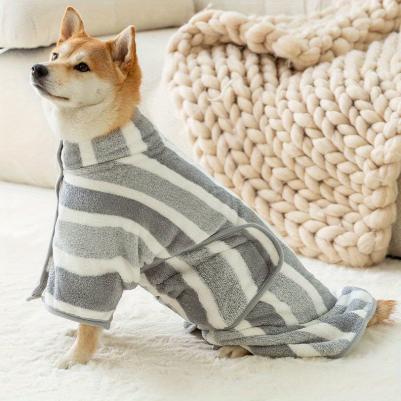

1pc Large Pet Towel, Pet Bath Towel Drying Bath Towel, Water Absorbent Quick-drying Dog Bathrobe Drying Coat