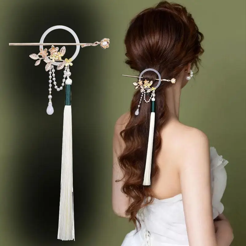 1pc chinese style   pearl decorative hair pin with tassel   leaf hair dish   decoration for women and daily uses Product details 0