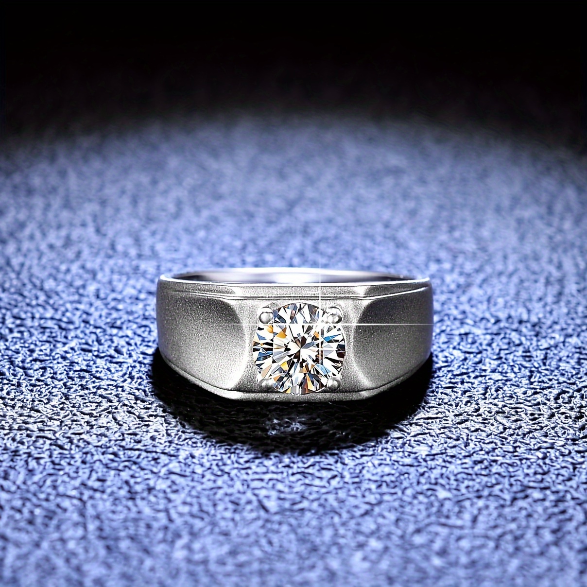 

Stylish Men's 925 Sterling Silvery Ring With Moissanite - Perfect For Daily Wear, Parties, And Special Occasions