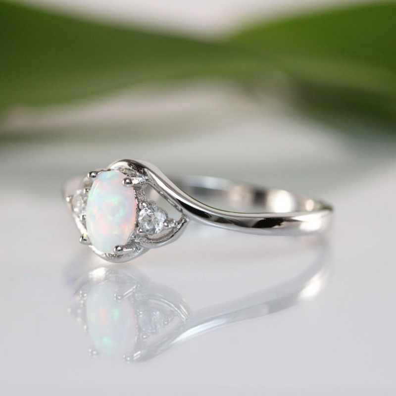925 Silver Oval Women's Ring for Daily Parties & Engagement