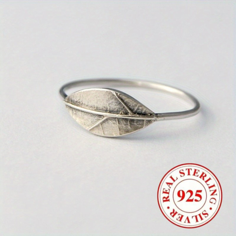 Retro Texture Leaf Plant Carved Print Women's Ring