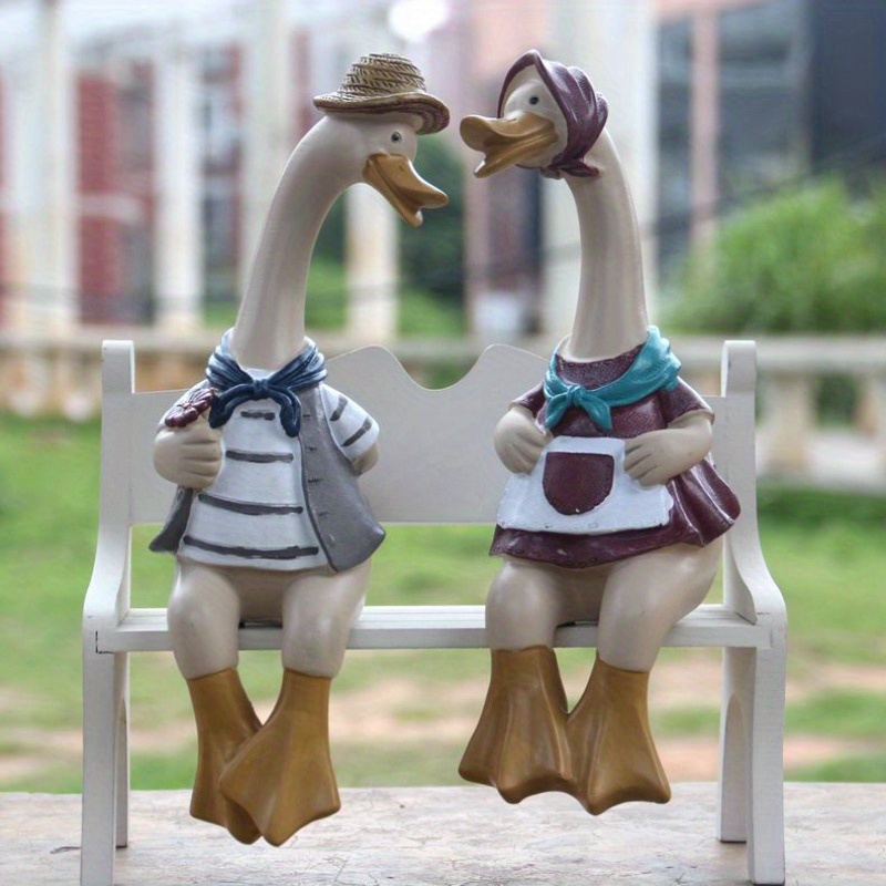 

2pcs Cartoon Couple Duck Resin Ornaments Creative Garden Yard Crafts Ornaments Decorations